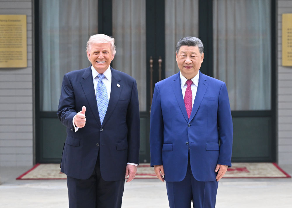 习近平同美国总统特朗普在中南海小范围会晤
